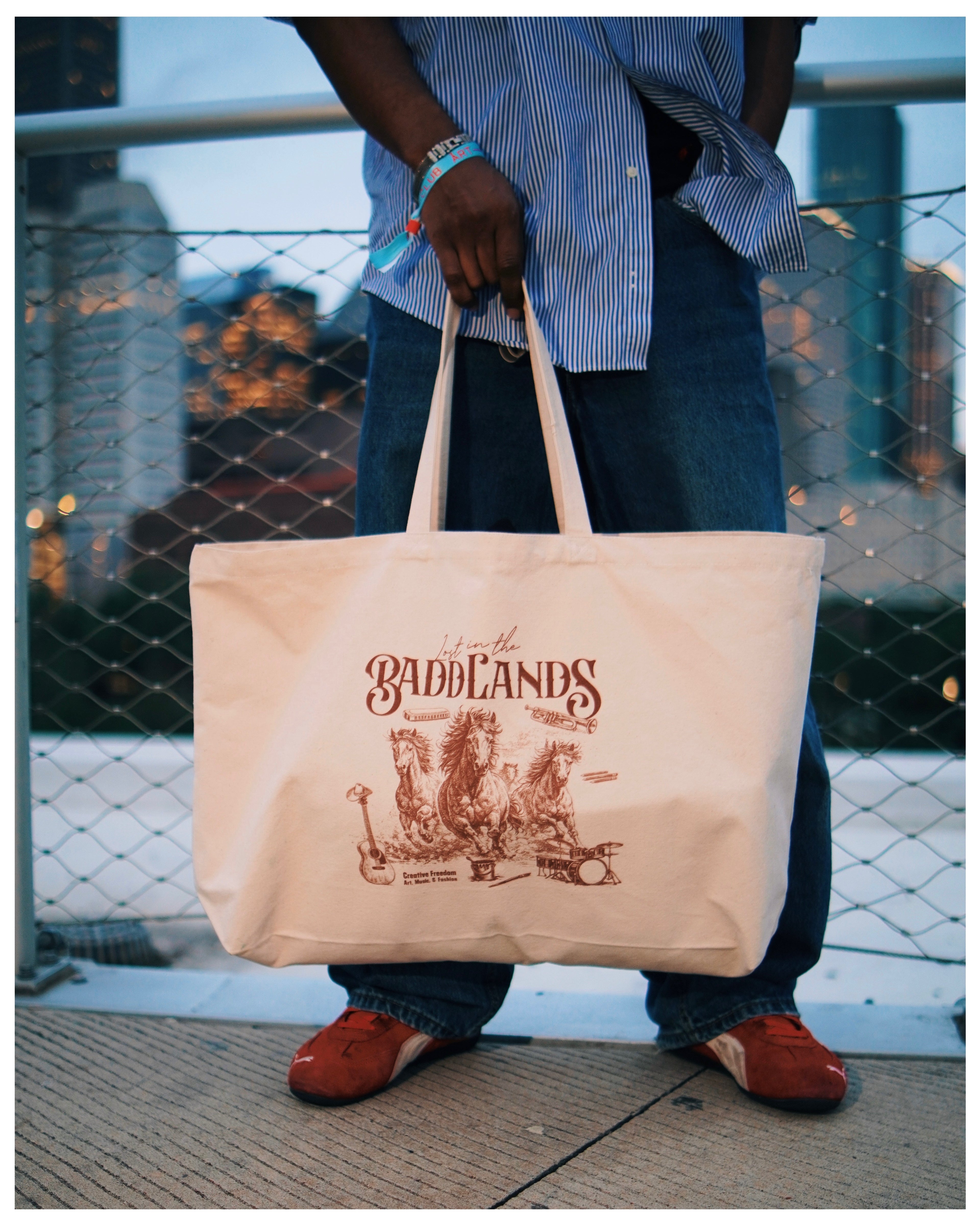 Baddlands Tote